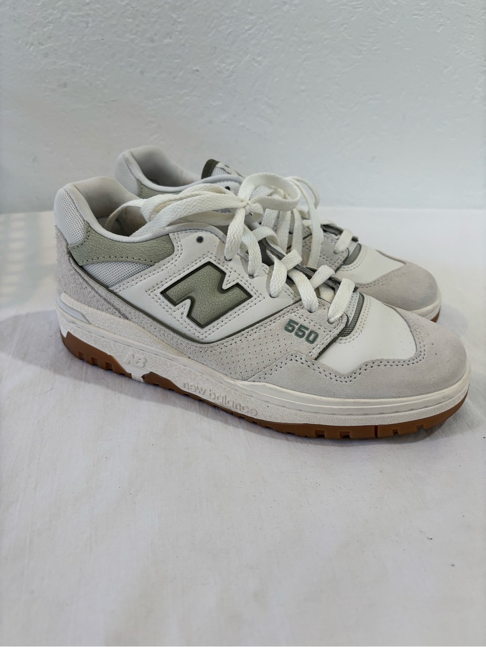 New Balance 550 White/Olivine Sneakers Style